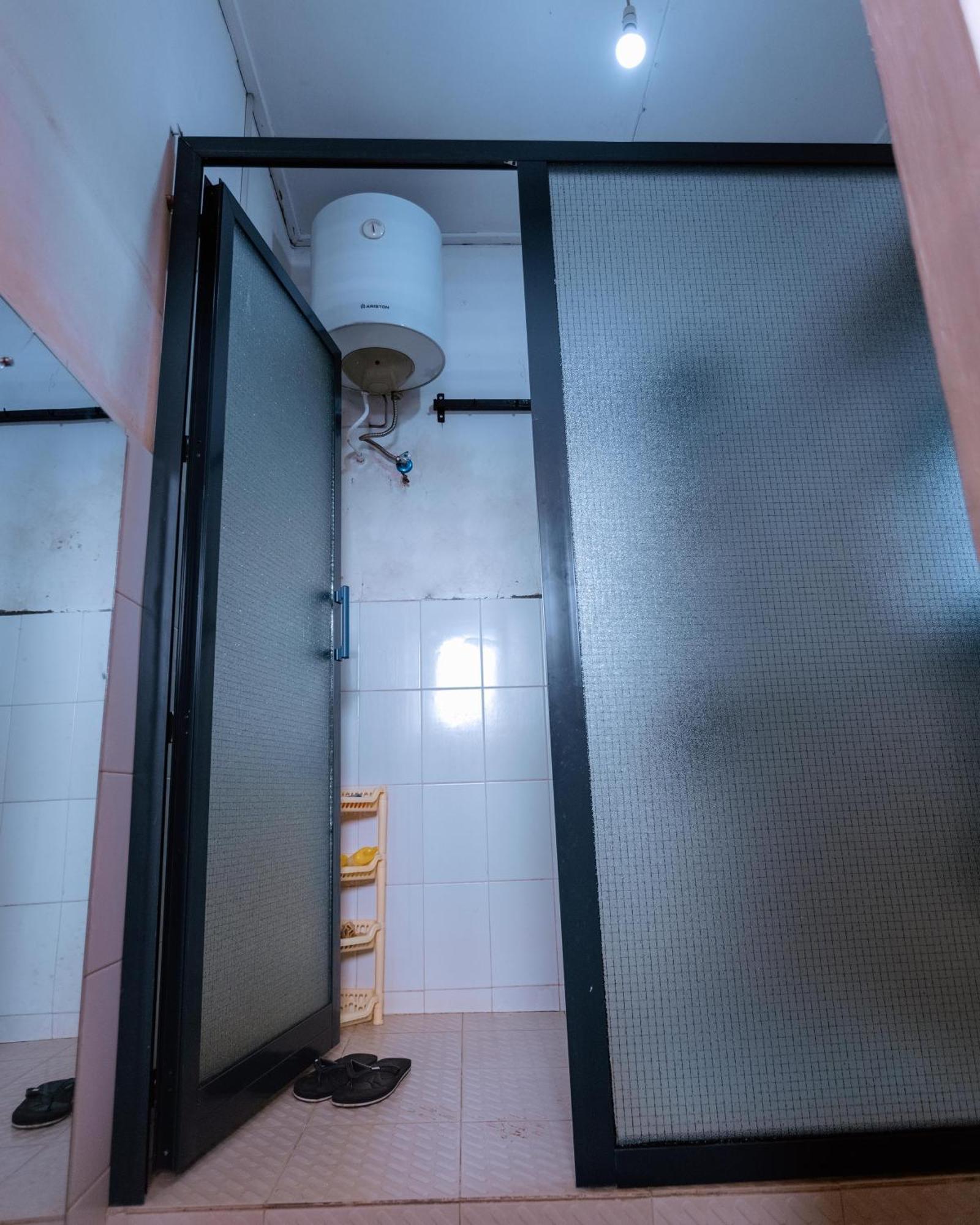מושי Faraja Homestay- Seamless Comfort In The Heart Of The City - Free Wifi, Warm Hospitality, And Local Delights Await מראה חיצוני תמונה